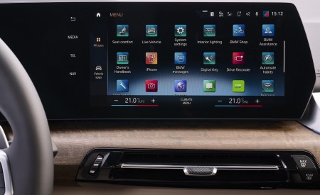 2022 BMW 2 Series 220i Active Tourer Central Console Wallpapers  450x275 (71)