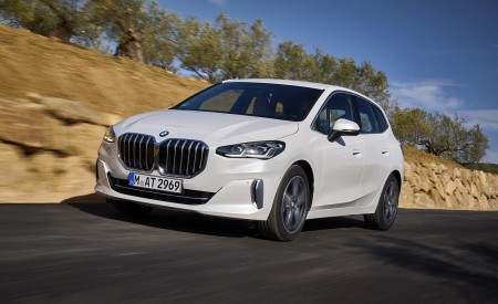 2022 BMW 220i Active Tourer Wallpapers & HD Images