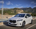 2022 BMW 2 Series 220i Active Tourer Front Three-Quarter Wallpapers 150x120 (28)