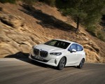 2022 BMW 2 Series 220i Active Tourer Front Three-Quarter Wallpapers 150x120 (20)