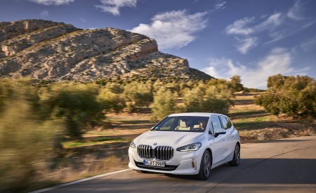 2022 BMW 2 Series 220i Active Tourer Front Wallpapers 450x275 (22)