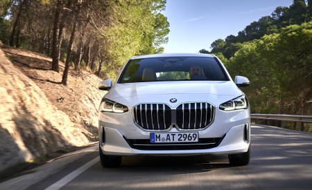 2022 BMW 2 Series 220i Active Tourer Front Wallpapers 450x275 (2)