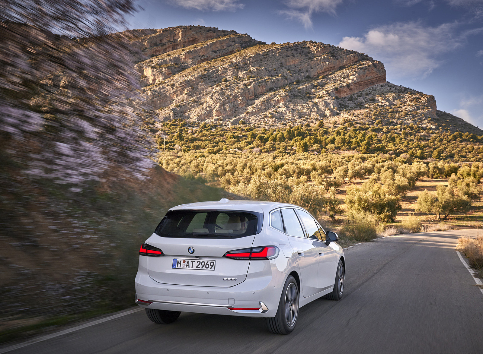 2022 BMW 2 Series 220i Active Tourer Rear Wallpapers  (6)