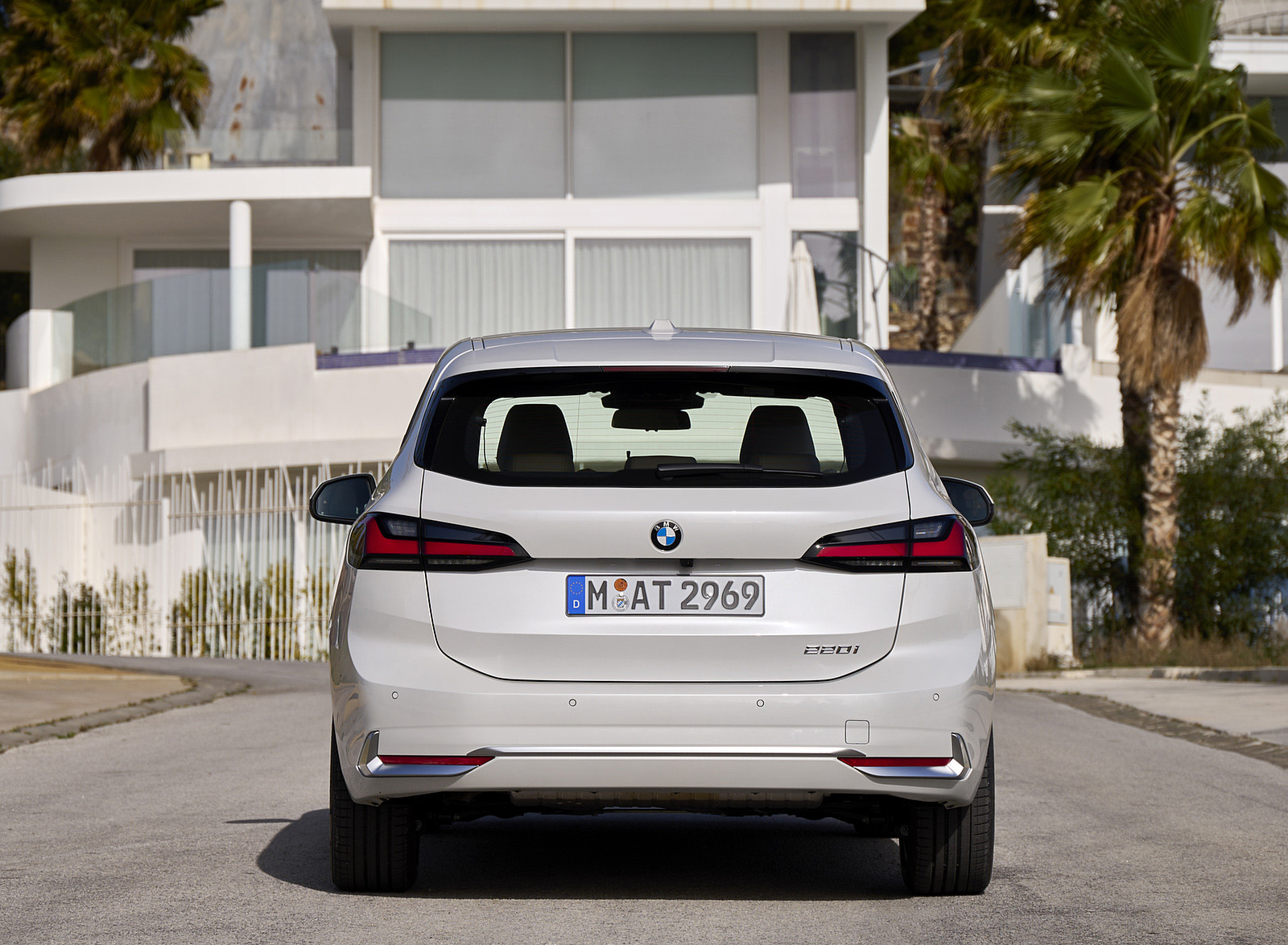 2022 BMW 2 Series 220i Active Tourer Rear Wallpapers #45 of 87