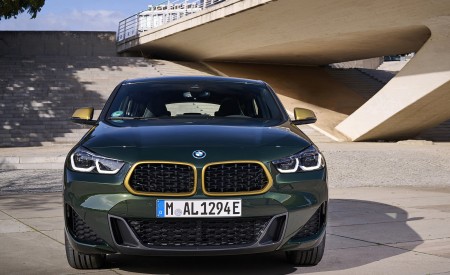 2022 BMW X2 GoldPlay Edition xDrive25e Front Wallpapers  450x275 (26)