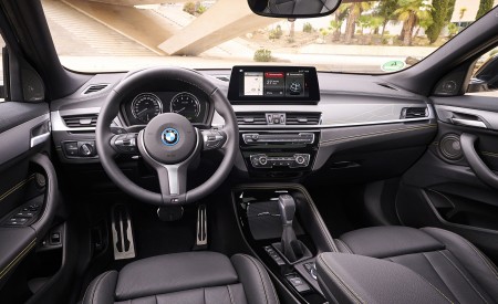 2022 BMW X2 GoldPlay Edition xDrive25e Interior Wallpapers 450x275 (41)