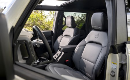 2022 Ford Bronco Everglades Interior Front Seats Wallpapers 450x275 (33)
