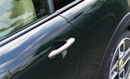 2022 Mini Cooper SE Resolute Edition Detail Wallpapers 450x275 (85)