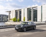 2022 Mini Cooper SE Resolute Edition Front Three-Quarter Wallpapers 150x120