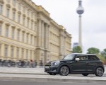 2022 Mini Cooper SE Resolute Edition Front Three-Quarter Wallpapers 150x120 (10)