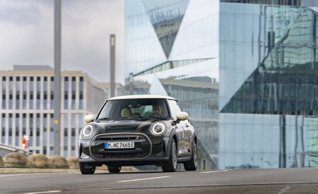 2022 Mini Cooper SE Resolute Edition Front Wallpapers  450x275 (36)