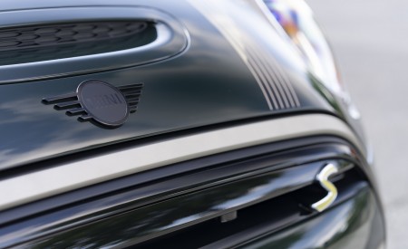 2022 Mini Cooper SE Resolute Edition Grille Wallpapers 450x275 (79)