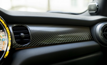 2022 Mini Cooper SE Resolute Edition Interior Detail Wallpapers 450x275 (101)