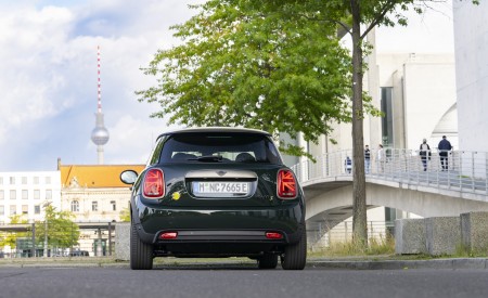 2022 Mini Cooper SE Resolute Edition Rear Wallpapers 450x275 (70)