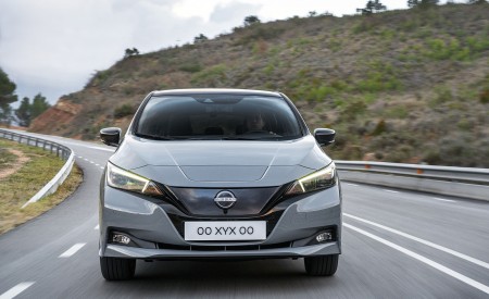 2022 Nissan Leaf (Euro-Spec) Front Wallpapers 450x275 (18)