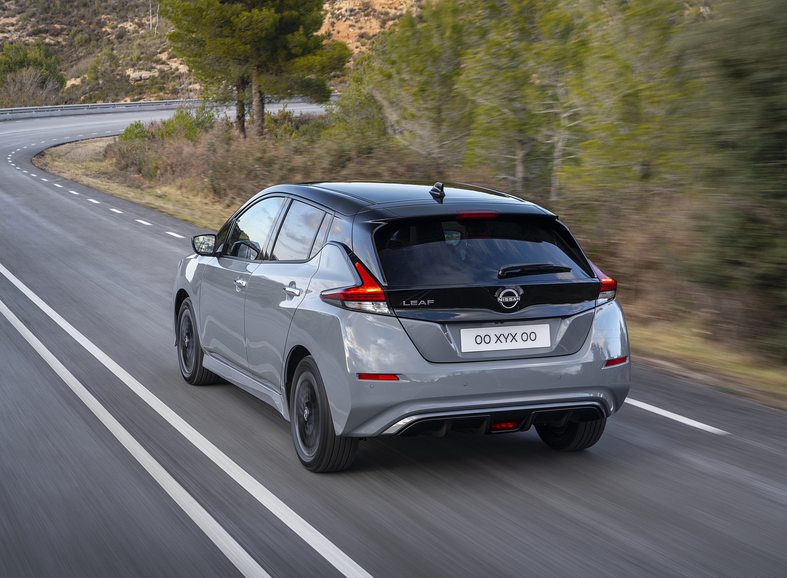 2022 Nissan Leaf (Euro-Spec) Rear Three-Quarter Wallpapers (6)