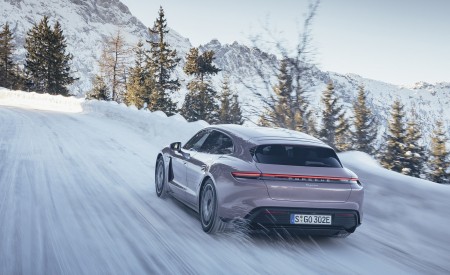 2022 Porsche Taycan Sport Turismo (Color: Frozen Berry Metallic) Rear Three-Quarter Wallpapers 450x275 (3)