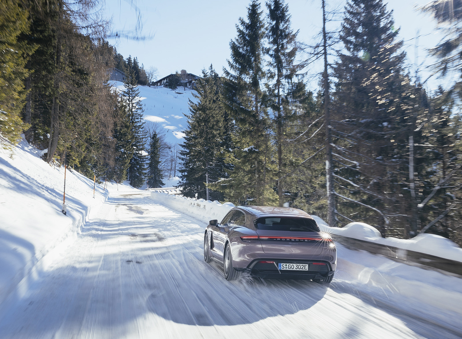 2022 Porsche Taycan Sport Turismo (Color: Frozen Berry Metallic) Rear Wallpapers (6)