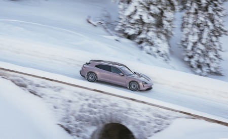 2022 Porsche Taycan Sport Turismo (Color: Frozen Berry Metallic) Side Wallpapers 450x275 (14)