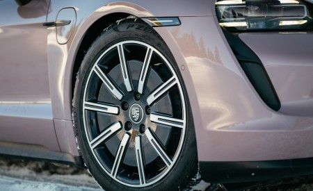 2022 Porsche Taycan Sport Turismo (Color: Frozen Berry Metallic) Wheel Wallpapers 450x275 (21)