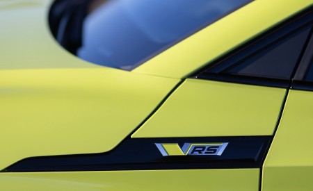 2022 Škoda ENYAQ Coupe RS iV Badge Wallpapers  450x275 (90)