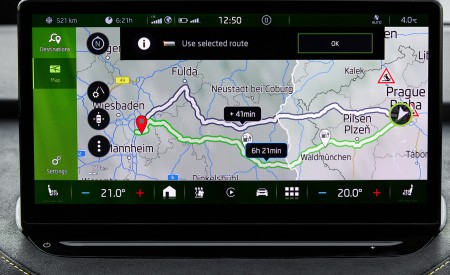 2022 Škoda ENYAQ Coupe RS iV Central Console Wallpapers  450x275 (102)