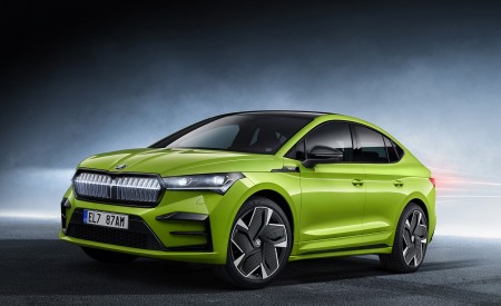 2022 Škoda ENYAQ Coupe RS iV Front Three-Quarter Wallpapers 450x275 (5)