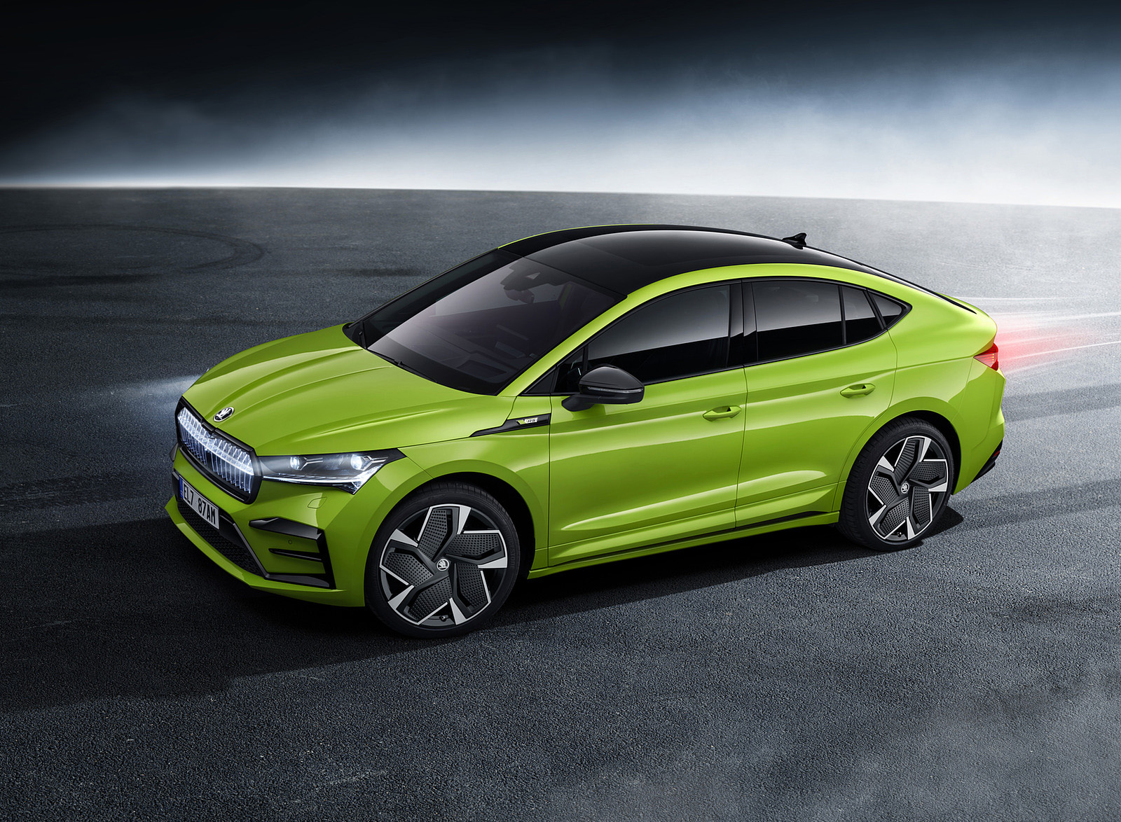 2022 Škoda ENYAQ Coupe RS iV Front Three-Quarter Wallpapers (6)