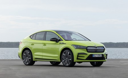 2022 Škoda ENYAQ Coupe RS iV Front Three-Quarter Wallpapers  450x275 (47)