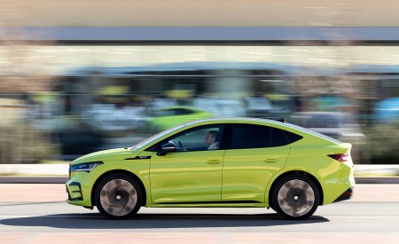 2022 Škoda ENYAQ Coupe RS iV Side Wallpapers 450x275 (40)