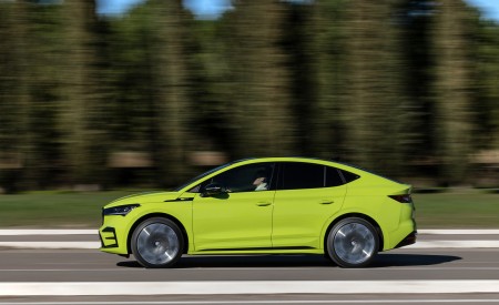 2022 Škoda ENYAQ Coupe RS iV Side Wallpapers 450x275 (30)