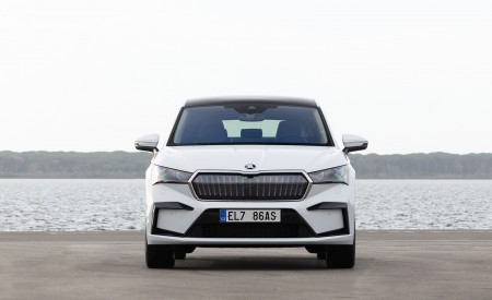 2022 Škoda ENYAQ Coupe iV (Color: Moon White) Front Wallpapers 450x275 (35)