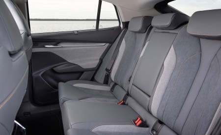 2022 Škoda ENYAQ Coupe iV (Color: Moon White) Interior Rear Seats Wallpapers 450x275 (53)