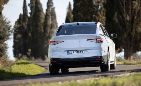 2022 Škoda ENYAQ Coupe iV (Color: Moon White) Rear Wallpapers 450x275 (3)