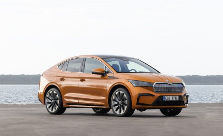 2022 Škoda ENYAQ Coupe iV (Color: Phoenix Orange) Front Three-Quarter Wallpapers 450x275 (109)