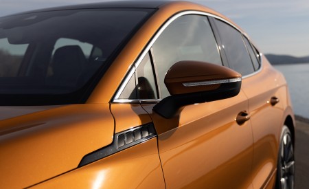 2022 Škoda ENYAQ Coupe iV (Color: Phoenix Orange) Mirror Wallpapers 450x275 (135)
