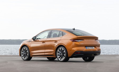 2022 Škoda ENYAQ Coupe iV (Color: Phoenix Orange) Rear Three-Quarter Wallpapers 450x275 (112)
