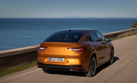 2022 Škoda ENYAQ Coupe iV (Color: Phoenix Orange) Rear Three-Quarter Wallpapers 450x275 (88)