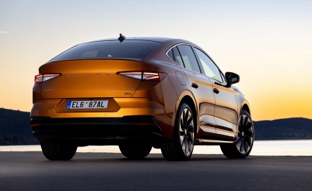 2022 Škoda ENYAQ Coupe iV (Color: Phoenix Orange) Rear Three-Quarter Wallpapers 450x275 (118)