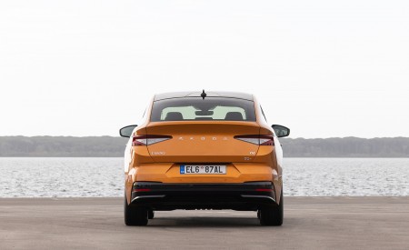 2022 Škoda ENYAQ Coupe iV (Color: Phoenix Orange) Rear Wallpapers 450x275 (114)