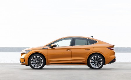 2022 Škoda ENYAQ Coupe iV (Color: Phoenix Orange) Side Wallpapers 450x275 (115)