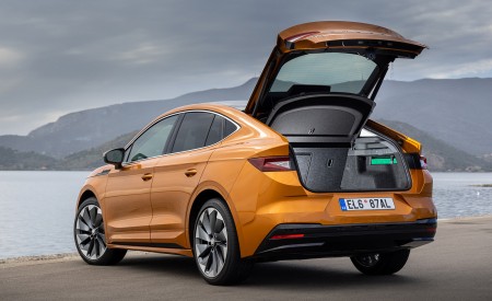2022 Škoda ENYAQ Coupe iV (Color: Phoenix Orange) Trunk Wallpapers 450x275 (126)