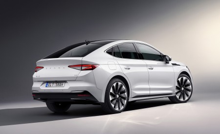 2022 Škoda ENYAQ Coupe iV Rear Three-Quarter Wallpapers 450x275 (158)