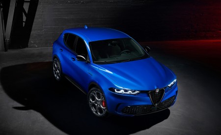 2023 Alfa Romeo Tonale Front Three-Quarter Wallpapers 450x275 (7)