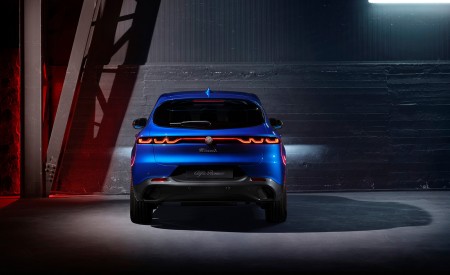 2023 Alfa Romeo Tonale Rear Wallpapers 450x275 (8)