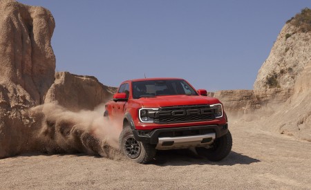 2023 Ford Ranger Raptor (EU-Spec) Off-Road Wallpapers 450x275 (3)