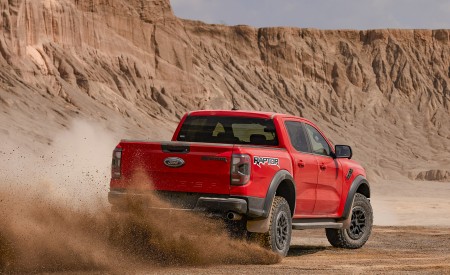 2023 Ford Ranger Raptor (EU-Spec) Off-Road Wallpapers 450x275 (2)