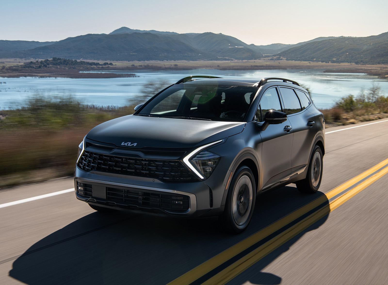 2023 Kia Sportage PHEV Front Three-Quarter Wallpapers (1)