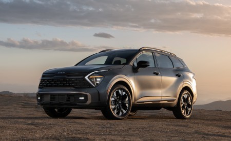2023 Kia Sportage PHEV Front Three-Quarter Wallpapers 450x275 (9)
