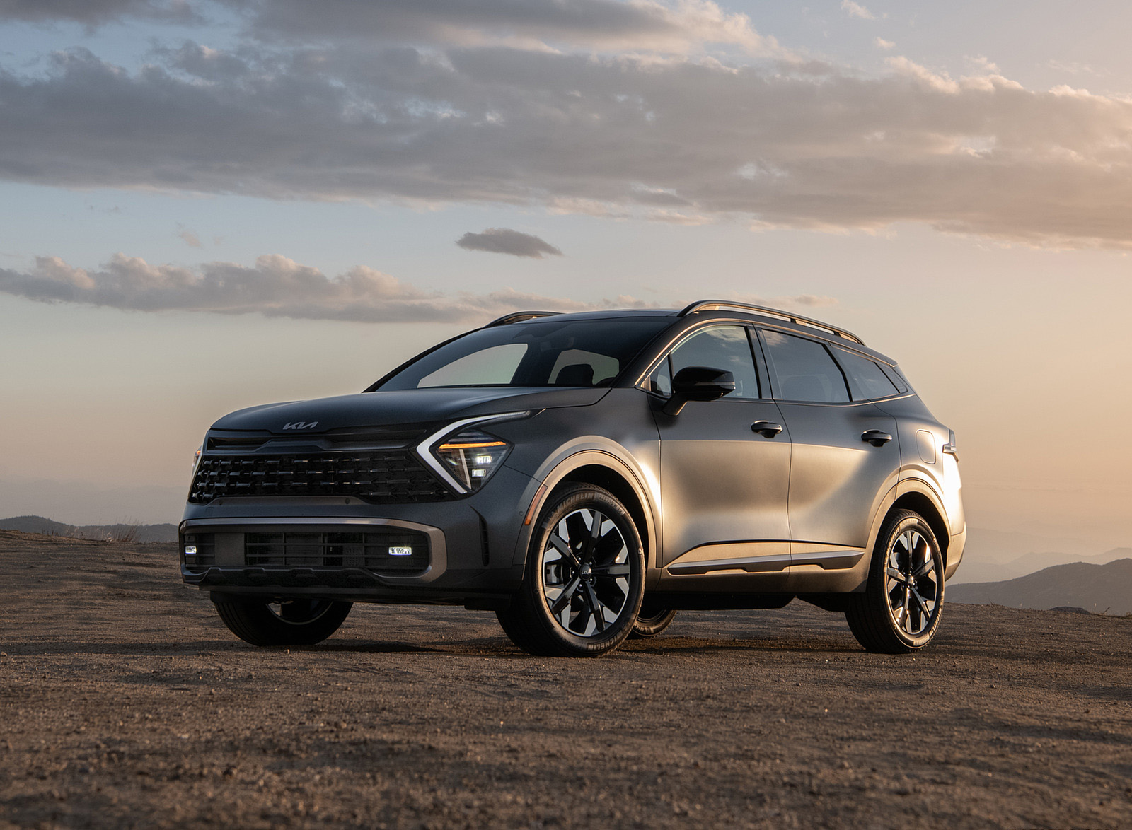 2023 Kia Sportage PHEV Front Three-Quarter Wallpapers (9)